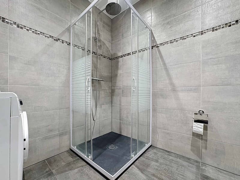 Spacious 102m2 loft in the heart of the village (8)