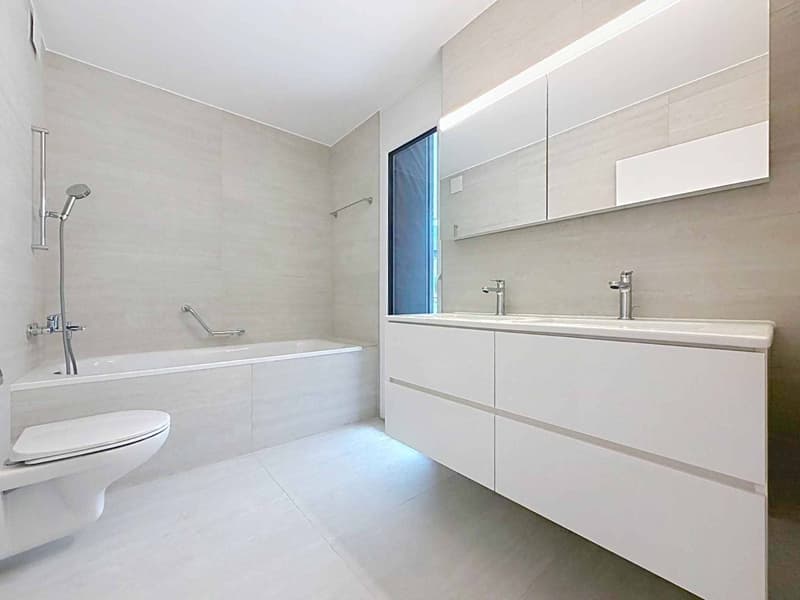 Luxurious 4.5-room apartment with covered balcony (6)