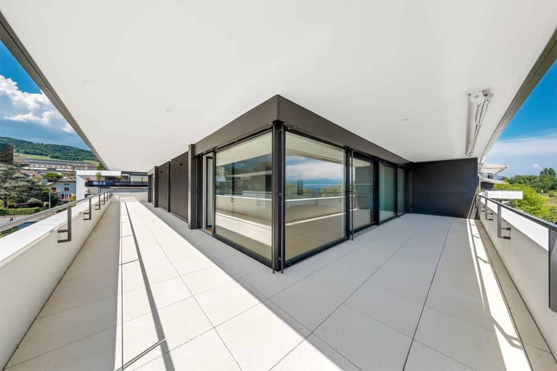 Luxurious 4.5-room apartment with covered balcony (10)