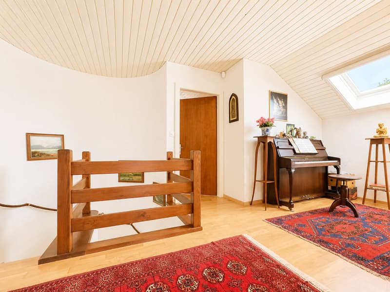Villa di 6,5 locali con studio indipendente (10)