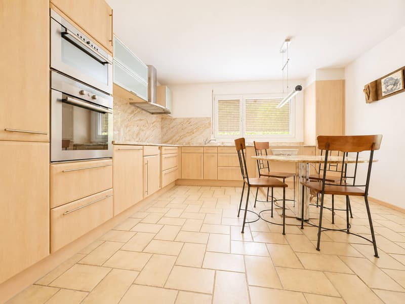 Villa di 6,5 locali con studio indipendente (5)
