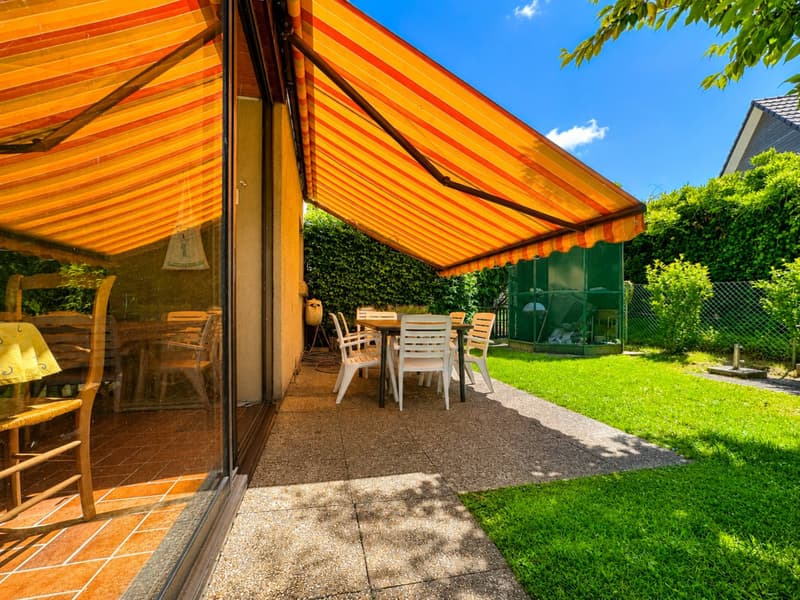 Villa di 6,5 locali con studio indipendente (1)