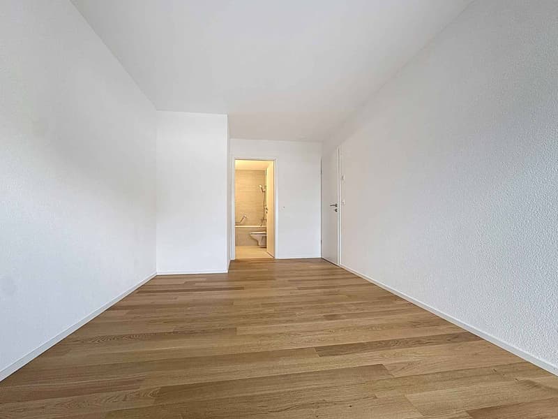 Neue 4.5-Zimmer-Wohnung mit überdachten Balkonen (4)