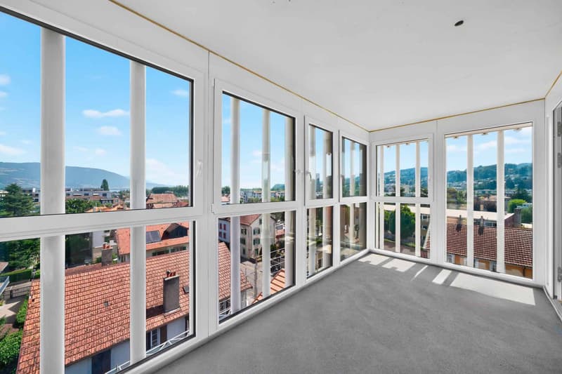 Uffici eccezionali in una torre privata con vista a 360 gradi (1)