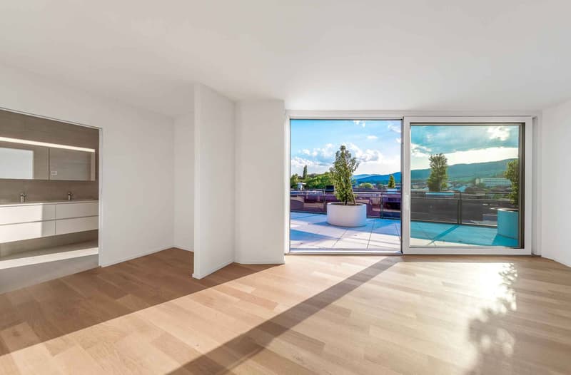 UNIQUE! Attique de 5.5 pièces de 180m2 bénéficiant d'un rooftop terrasse de 168m2 avec vue panoramique sur le lac et les Alpes (5)