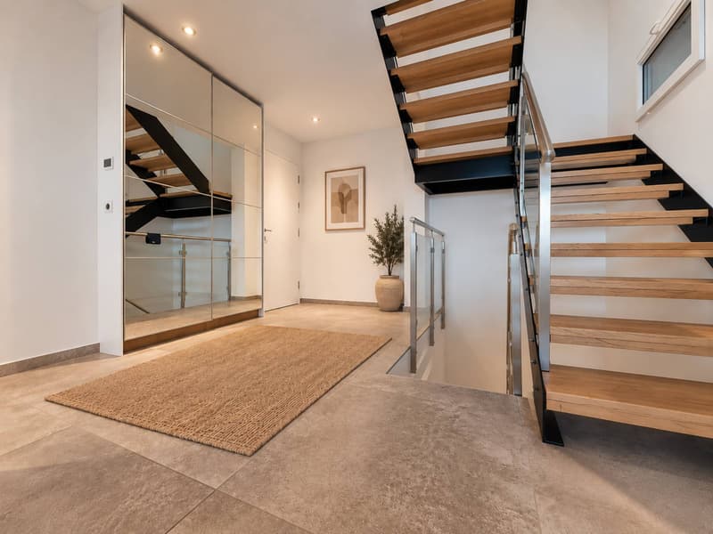 Duplex de 4.5 pièces avec sous-sol, jardin et vue sur le lac (2)