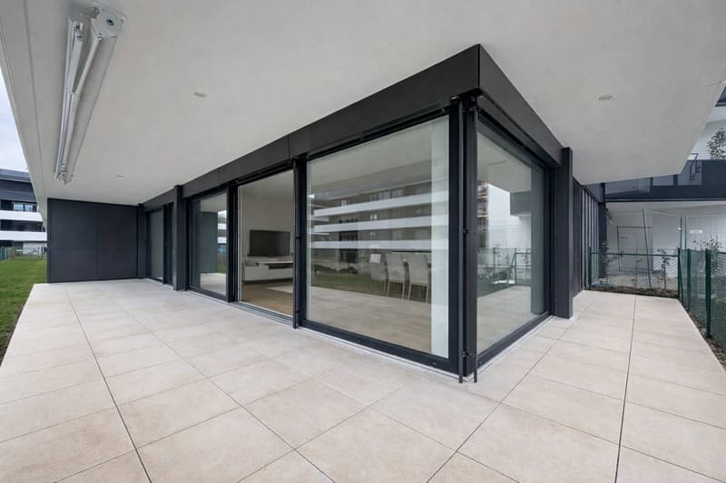 Appartement neuf de 2.5 pièces avec terrasse et jardin (8)