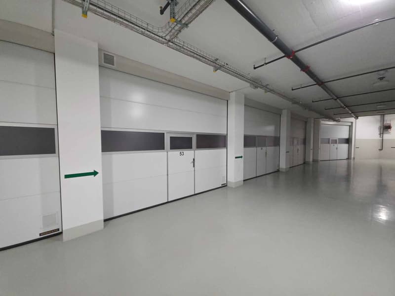 Boxes and craft halls from CHF 245'000.- (2)