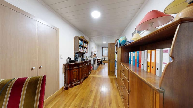 Spacious 5-room apartment with panoramic terrace (3)