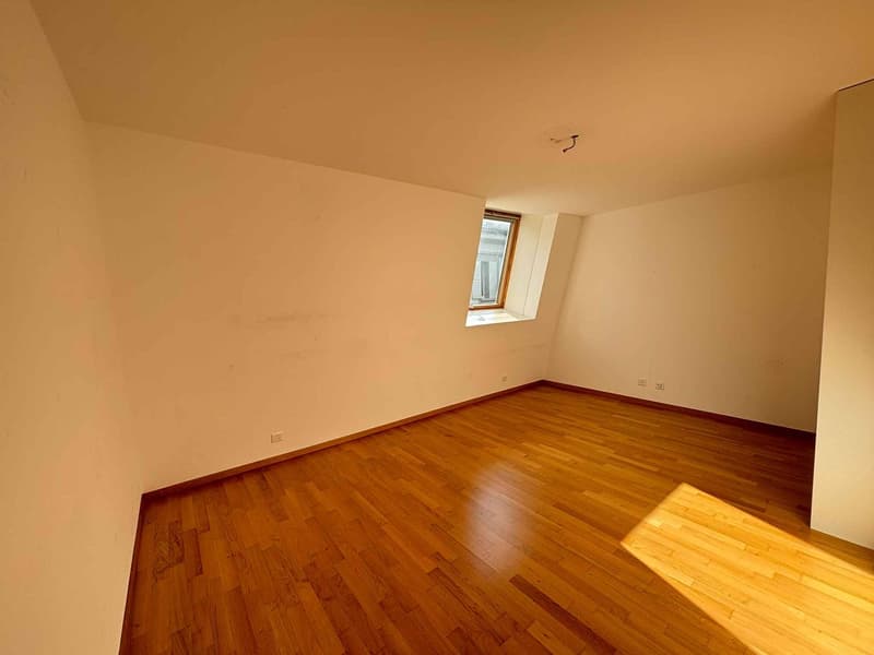Bel appartement de 4,5 pièces en attique au centre de Lausanne (5)