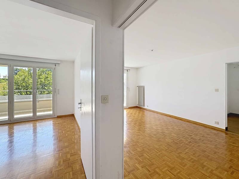 Helles 3.5-Zimmer-Wohnung mit 77.5 m2 + großem Balkon 17.5 m2 (8)