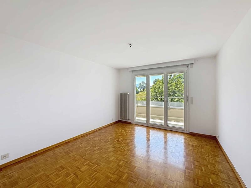 Helles 3.5-Zimmer-Wohnung mit 77.5 m2 + großem Balkon 17.5 m2 (9)