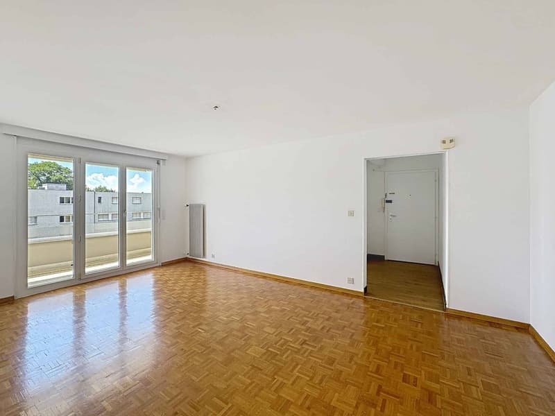 Helles 3.5-Zimmer-Wohnung mit 77.5 m2 + großem Balkon 17.5 m2 (7)