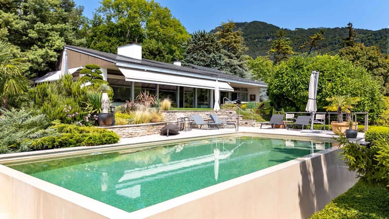 Prächtiges Anwesen mit 7,5 Zimmern und Swimmingpool - Entwicklungspotenzial (2)