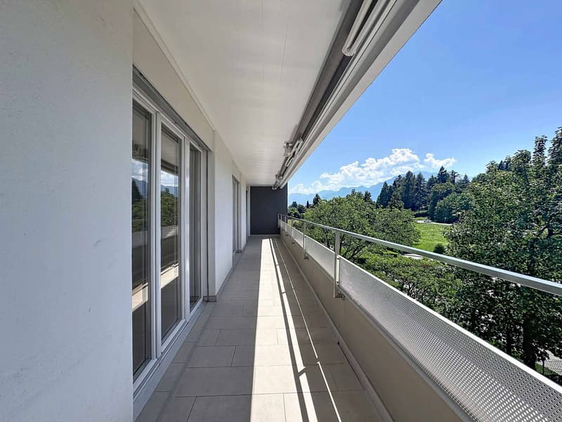 Helles 3.5-Zimmer-Wohnung von 77.5 m2 + großer Balkon 17.5 m2 (2)