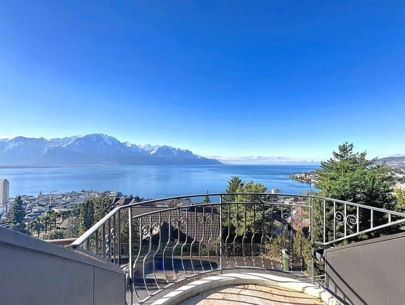 Schönes 2.5-Zimmer-Apartment mit 72 m2, Balkonen und sehr schöner Aussicht auf den See (2)