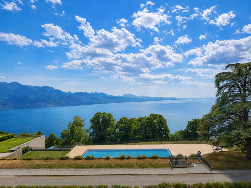 Schönes neues 3.5-Zimmer-Apartment mit großem Balkon und Blick auf den See (3)