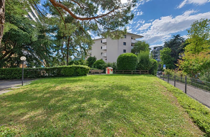 Superbe 5.5 pièces de 132 m2 int. totalement rénové avec grand balcon (13)