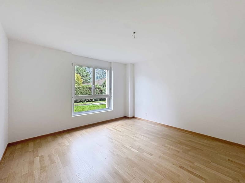 Spacieux 4.5 pièces de 127 m2 avec grande terrasse (12)