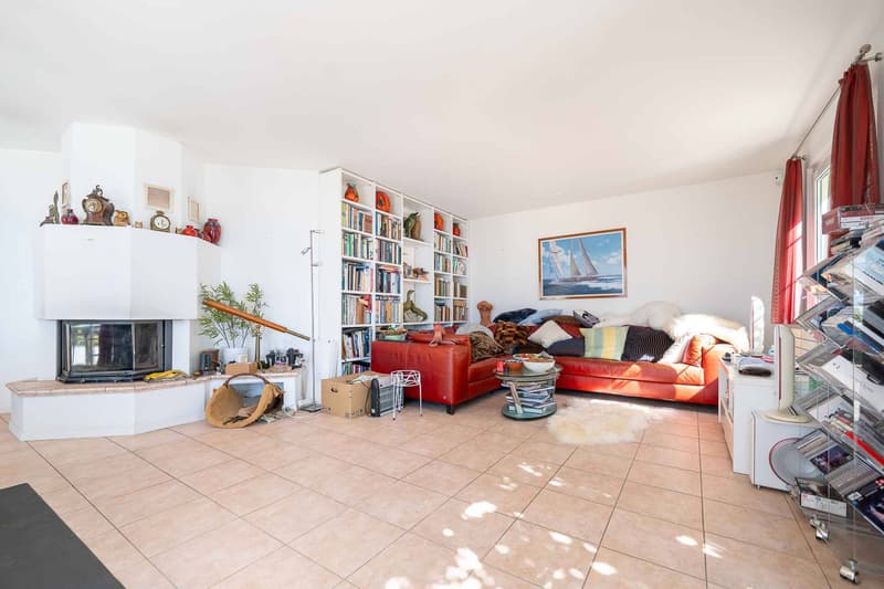 Villa individuelle de 6.5 pièces avec piscine - Très belle vue sur le Lac (6)