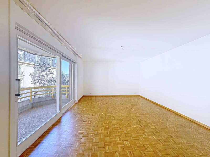 Au 1er étage - Grand 3.5 pièces sur 1 niveau de 79 m2 + balcon (4)