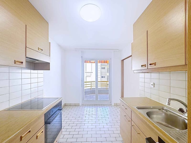 Au 1er étage - Grand 3.5 pièces sur 1 niveau de 79 m2 + balcon (5)
