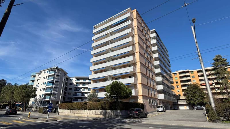 Bright apartment close to the port (2)