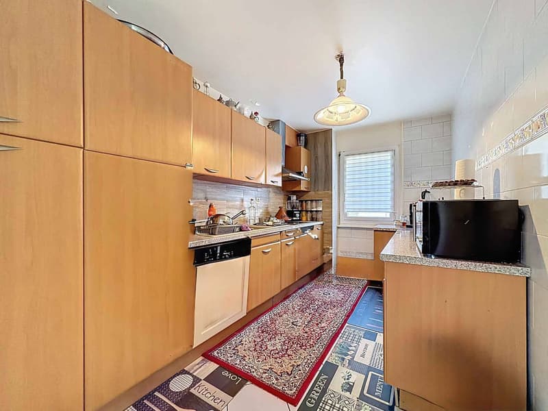 Bright apartment close to the port (4)