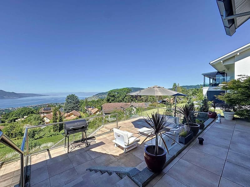 Villa d'exception avec vue panoramique (2)