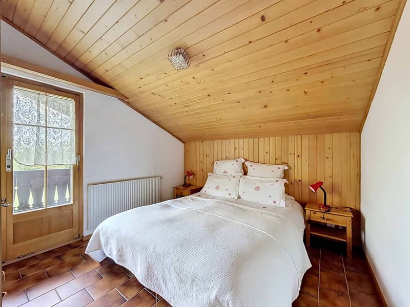 Großes Chalet mit 3 Wohnungen und Panoramablick (8)