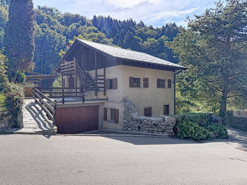 Villa de 3 appartements dans un cadre bucolique (1)