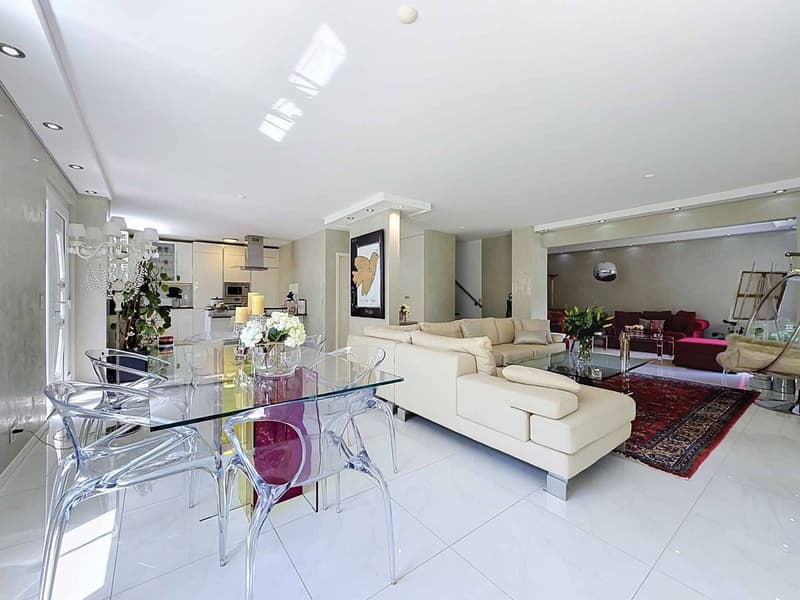Villa mitoyenne lumineuse dans un environnement privilégié (5)
