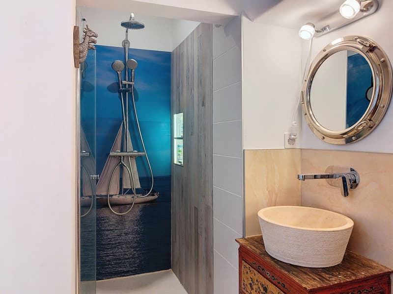 Salle de douche 1er
