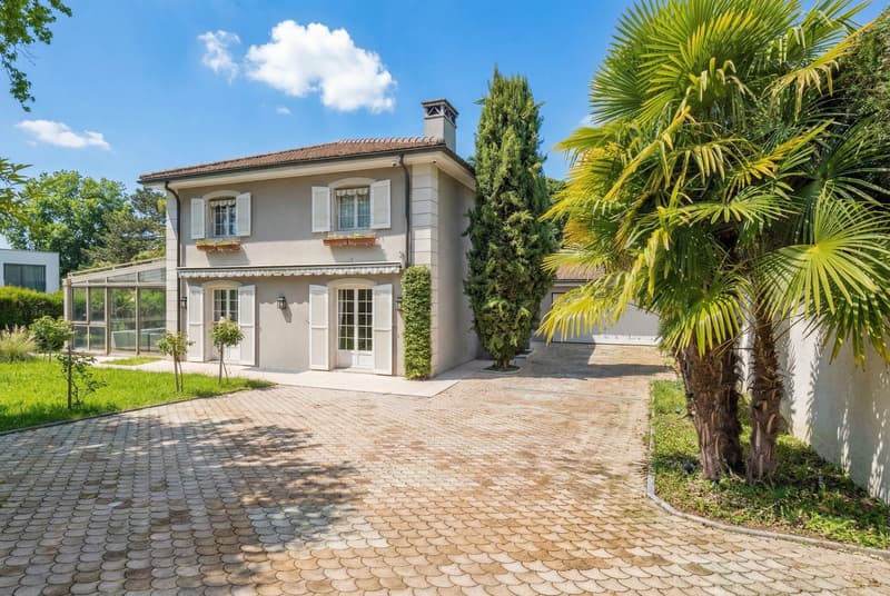Charming house in Collonge-Bellerive (1)