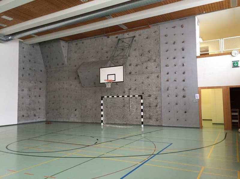 Sporthalle