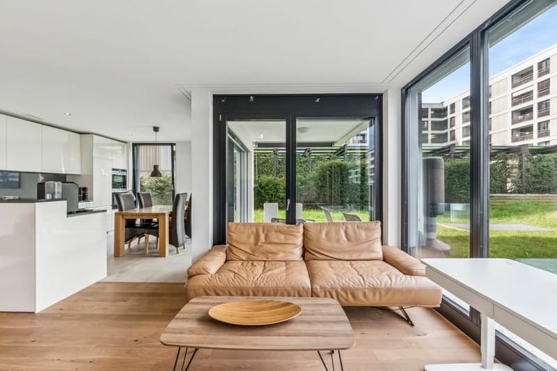 Garden-level apartment in Glattpark (12)
