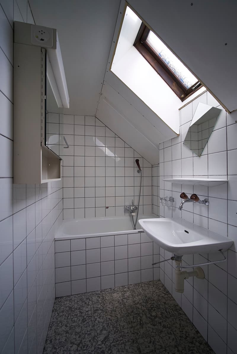 Charmant et très lumineux appartement de 3 chambres avec cuisine et salle de bain séparées (6)
