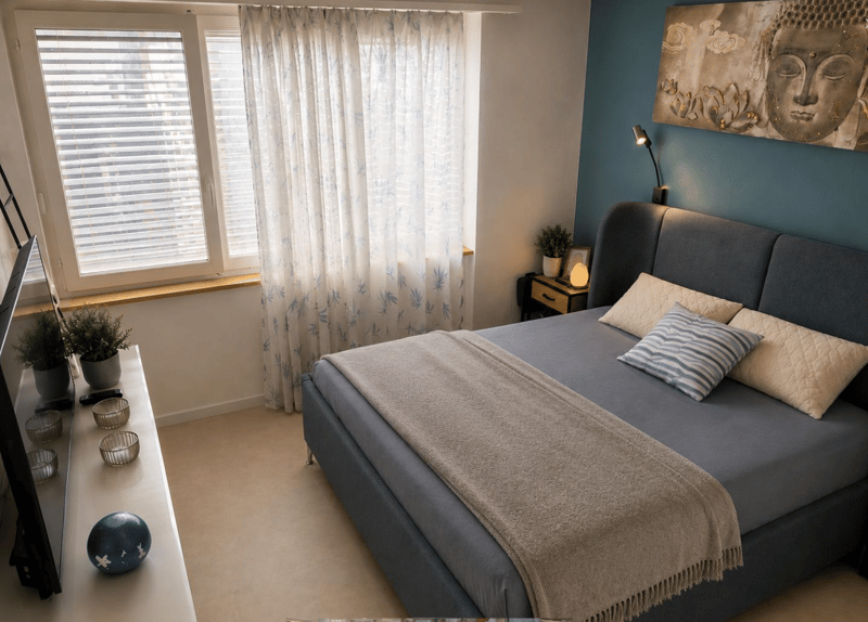 Spacieux 5 pièces rénové de 105m2 avec balcon (4)