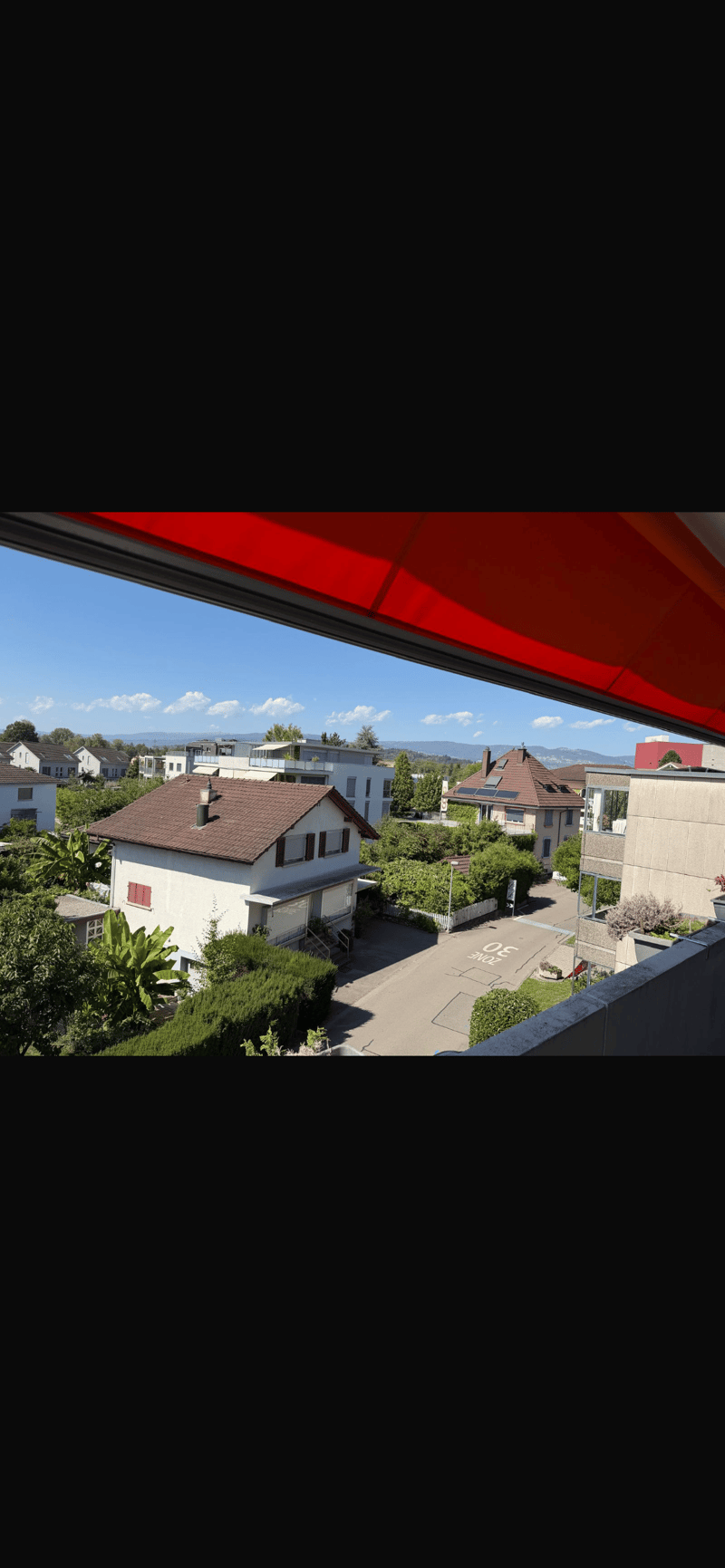 Spacieux 5 pièces rénové de 105m2 avec balcon (2)