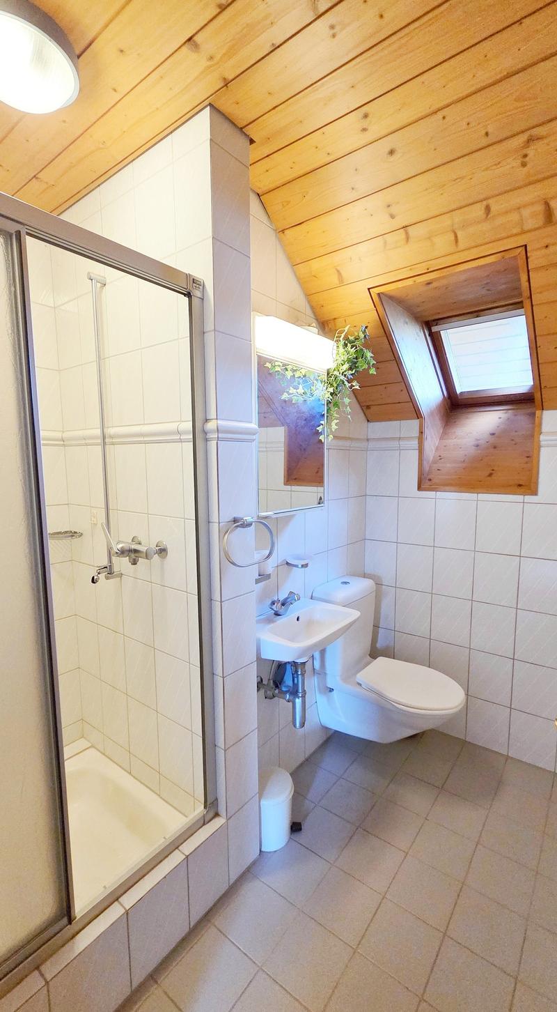 DU/WC