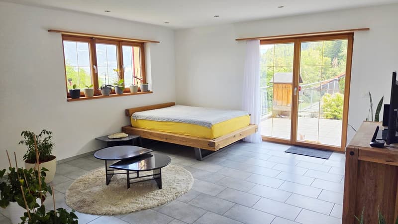 Wohnzimmer mit Ausgang Terrasse