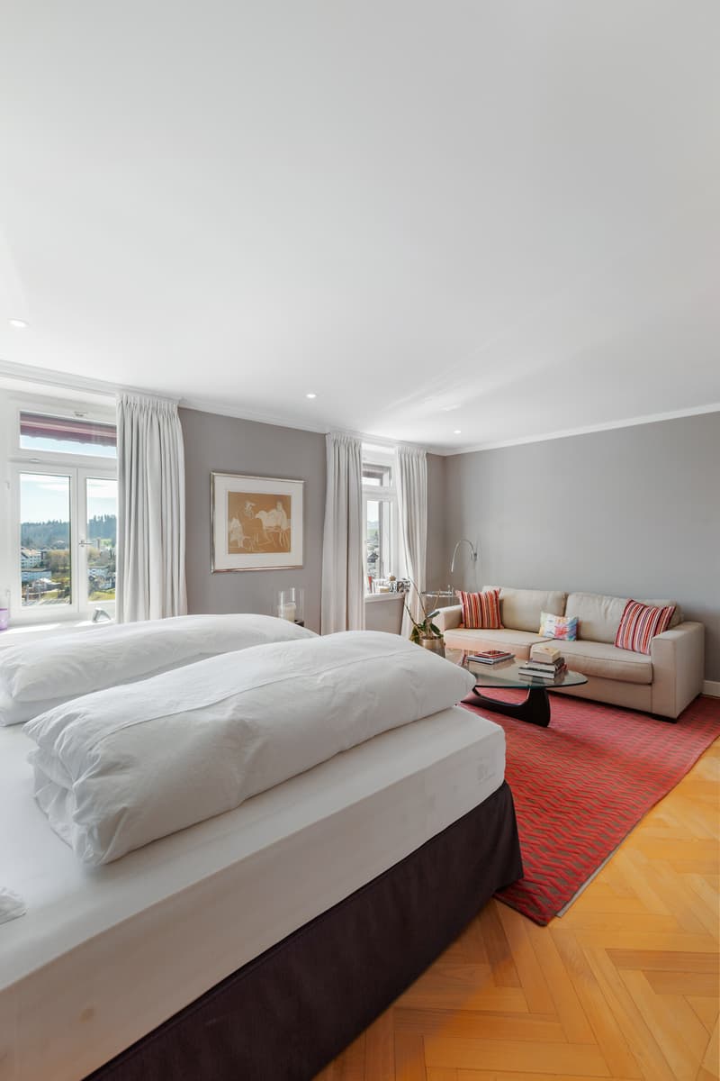 Majestic residence with Alpine panorama and timeless elegance (3)