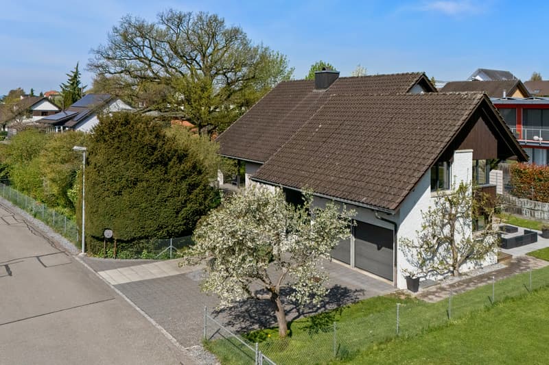 Single-family house with large plot and plenty of space for the whole family (1)