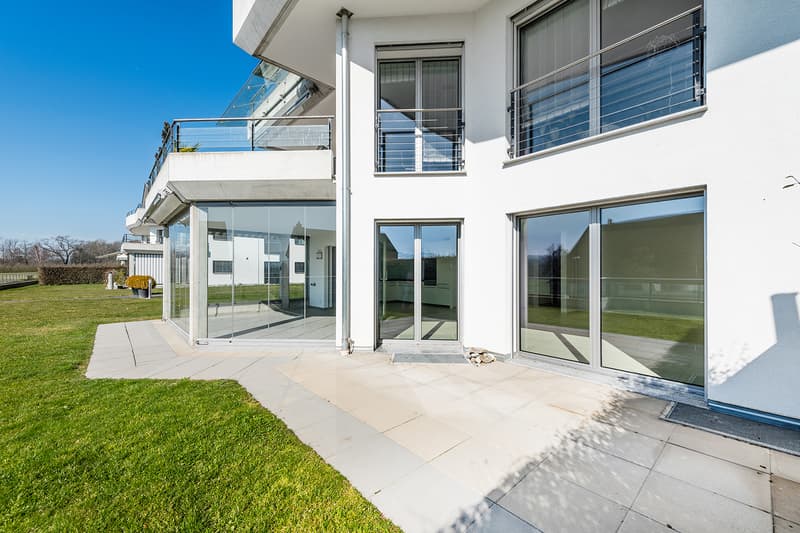 Terrassenwohnung mit Wintergarten und 100 m2 Aussenfläche - Wohnen wie (2)