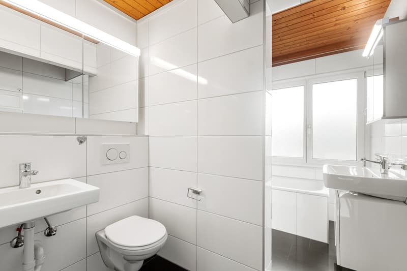 Peaceful living with proximity to nature and sports facilities (7)