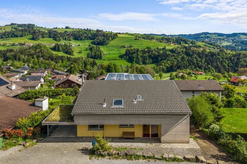 Grosszügiges Zuhause an ruhiger Lage in Eggersriet (2)