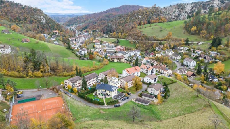 Terrain constructible ensoleillé avec projets MFH approuvés - Waldenburg BL (5)