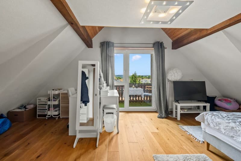 Zimmer mit Balkon