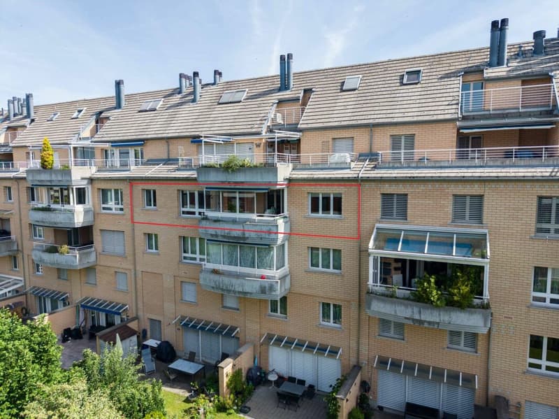 Grosszügige 4.5-Zimmer-Wohnung - ruhig, hell und mit Blick ins Grüne. (3)