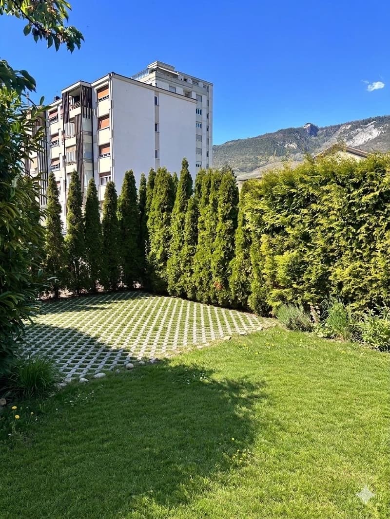 Villa d'eccezione con garage, laboratorio, giardino paesaggistico e giardino d'inverno (15)